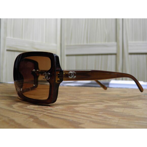 Womens sunglasses - Picture 2 of 7